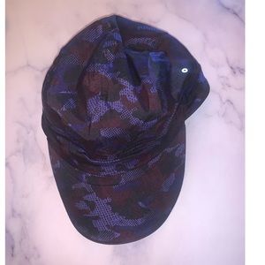 3/$20 💚 Lululemon purple/black camo hat
